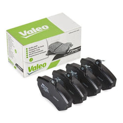 VALEO 302437 Brake pad set Front Axle excl. wear warning contact with anti-squeak plate AUDI: A4 B5 Avant, A4 B5 Saloon, VOLKSWAGEN: Passat B5 Estate