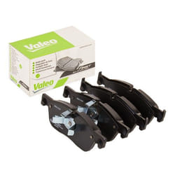 VALEO 302461 Brake pad set Front Axle excl. wear warning contact with anti-squeak plate LAND ROVER: Range Rover Evoque, Discovery Sport