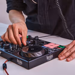 Hercules DJLearning Kit MK2 Digital Vinyl System (DVS) scratcher 2 channels Black - Additional view 5