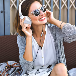 LEXIBOOK HPBT010S Acoustix 2-in-1 Bluetooth Headphones-Stereo Wireless Wired, Foldable, Adjustable, Microphone, Lightweight, White/Silver - Additional view 7