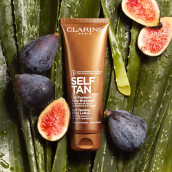 Clarins Self Tanning Milky Lotion 125ml - Additional view 4