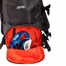 Z Hydro XC Hydration Backpack, 6 Litre Pack, 2 Litre Reservoir, Black