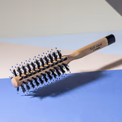 Sisley The Blow-Dry Brush N°2 Universal Round hairbrush Black, Wood 1 pc(s) - Additional view 6