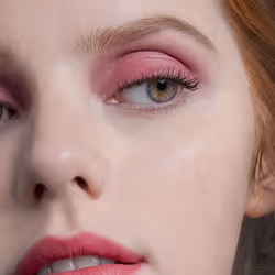 Sisley Les Phyto-Ombres 31 Metallic Pink 1.5g - Additional view 4