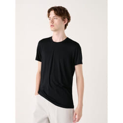 Uniqlo Japan HeaTTech Crewneck T  shorT Sleeve - 09 BLACK/XS