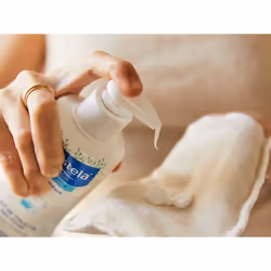 Mustela No-Rinse Cleansing Milk