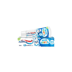 Aquafresh Milk Teeth Baby Toothpaste 0-2 years, Toddler Toothpaste for Infants, Gentle care for Milk Teeth, 50ml