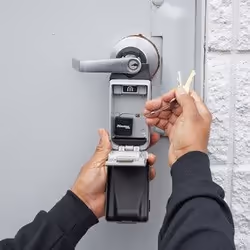 MASTER LOCK 5490EURD doorbell part & accessory Black 1 pc(s) - Additional view 4