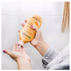 Garnier Summer Body Gradual Tan Moisturiser Deep 400 ml, For A Radiant, Sun Kissed Glow, Suitable For Face & Body, 24 Hour Hydration & A Natural Even