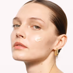 Lancaster Sun Sensitive Oil-Free Milky Fluid SPF50 50ml - Additional view 8