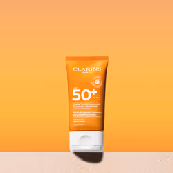Clarins Youth-protecting Sunscreen High Protection SPF50+ 50ml - Additional view 4