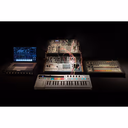 Arturia KeyStep Pro MIDI keyboard 37 keys USB White - Additional view 8