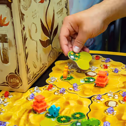 Iello Ishtar - Gardens of Babylon Board game Role-playing