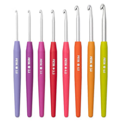Prym Crochet Hooks 8 Piece Wool Crochet Hook Set in Sizes 2.0 to 6.0mm