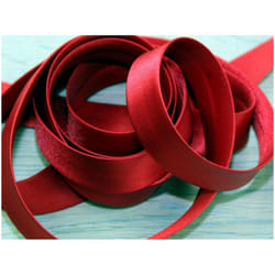 Prym 30mm Duchesse Satin Bias Binding Tape Red - per metre