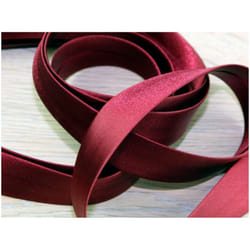 Prym 30mm Duchesse Satin Bias Binding Tape Dark Red - per metre