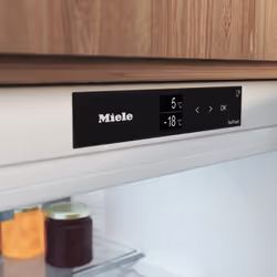 Miele KFN 7844 C Built-in 273 L White