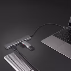 Lindy 4 Port USB 3.2 Gen 2 Type C Hub - Additional view 5