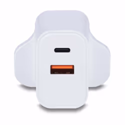 Lindy 30W USB Type A and C Charger UK Plug - Additional view 4