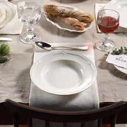 Villeroy & Boch Manoir 18-Piece Dinnerware Set