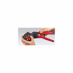 Crimping die for insulated terminals, plug connectors and butt connectors 97 39 06