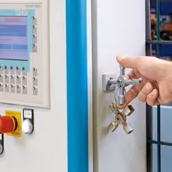 Knipex 00 11 01 utility/control cabinet key - Additional view 5