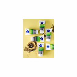 NIVEA 3-IN-1 Urban Skin Detox Clay Wash, 150ml, Detoxing Face Mask for All Skin Types, Face Wash, Natural Clay Mask with Black Rice & Green Tea E