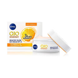 NIVEA Q10 Energy Healthy Glow Face Day Cream (50ml), Energising Day Cream, Face Cream for Women, Moisturising Cream, Face Cream with Q10, Vitamin C, a