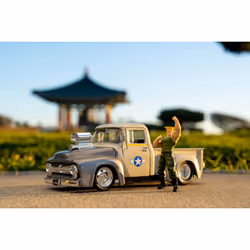 Jada Toys Street Fighter 1956 Ford Pickup 1:24 - Additional view 8