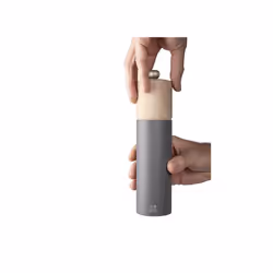 PEUGEOT - Boreal Pepper Mill 8 in/21 cm - Classic Setting - PEFC Certified Beech Wood - Made in France - Colour: Rock Grey