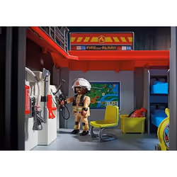 Playmobil City Action Take Along Fire Station - Additional view 7