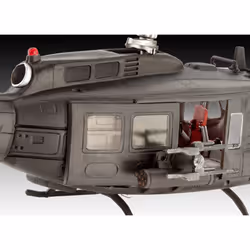 Revell Bell UH-1H Gunship Rotorcraft model Assembly kit 1:100 - Additional view 4