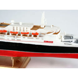 Revell Queen Elizabeth 2 Passenger ship model Assembly kit 1:1200