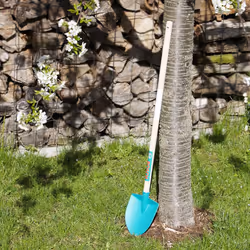Theo Klein 2794 Bosch Garden Tool Set I Consisting of shovel, leaf rake, rake and broom I Toys for children aged 3 and over