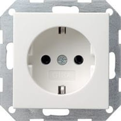 GIRA 046627 socket-outlet CEE 7/3 White