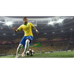 Konami Pro Evolution Soccer 2016 - Day One Edition PlayStation 4
