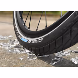 Schwalbe Marathon Plus Tire - 26 x 2  Clincher  Wire  Black/Reflective  Performance Line - Additional view 4
