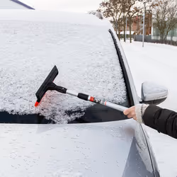 Car window cleaning brush; HEYNER; ALLSEASONSCLEANER; with rubber blade, telescopic