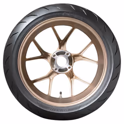 Dunlop Qualifier Core 190/50 R17 73W passenger car Summer tyres Tyres 637804