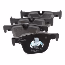 BOSCH 0 986 494 786 Brake pad set Low-Metallic with piston clip, with anti-squeak plate BMW: 3 Saloon, 3 Touring, 4 Gran Coupe