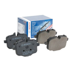 BOSCH 0 986 494 900 Brake pad set Low-Metallic BMW: X7, 5 Saloon, 5 Touring