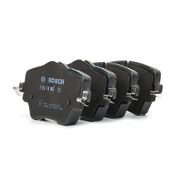 BOSCH 0 986 494 940 Brake pad set Low-Metallic BMW: 5 Saloon, 5 Touring, 1 Hatchback, MINI: Clubman, Countryman, Hatchback