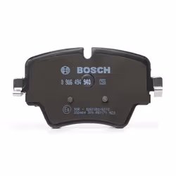 BOSCH 0 986 494 940 Brake pad set Low-Metallic BMW: 5 Saloon, 5 Touring, 1 Hatchback, MINI: Clubman, Countryman, Hatchback