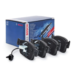 BOSCH 0 986 424 433 Brake pad set Low-Metallic with integrated wear sensor AUDI: A4 B9 Avant, A5 B9 Convertible, A4 B9 Saloon