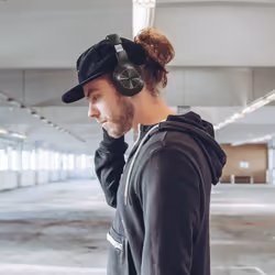 Hama Spirit Calypso II Headset Wireless Head-band Calls/Music Bluetooth Black, Red - Additional view 6