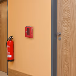 Emergency Key Box, with Glass Pane & Hammer, Lockable, Metal, Household, Practical, Helpful, Red, Iron, 15 x 12 x 4 cm
