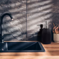 Relaxdays 10031053_46 soap dispenser 300 L Black, Silver