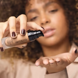 ARTDECO Perfect Teint Foundation - Warm Butter Pecan - Lightweight Liquid Formula - Medium to Full Coverage - Without Mask-Like Effect - Vegan Makeup