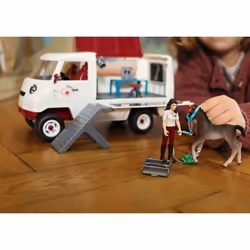 schleich Mobile Vet with Hanoverian Foal