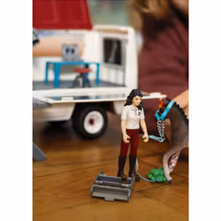 schleich Mobile Vet with Hanoverian Foal